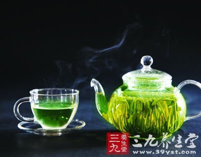 喝绿茶的好处和坏处 喝茶可瘦身减脂