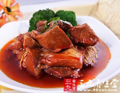 牛肉的做法大全 清真紅燒牛肉 主料:牛肉500克